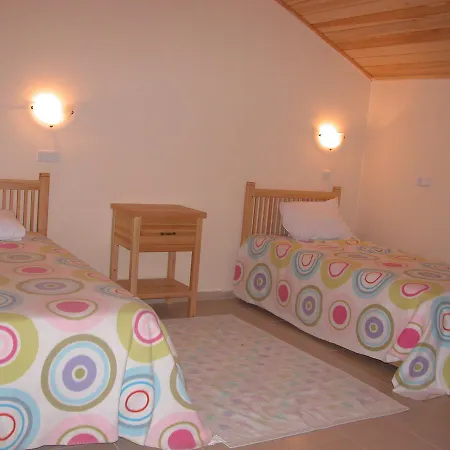 Nicholas Gate B4 *
